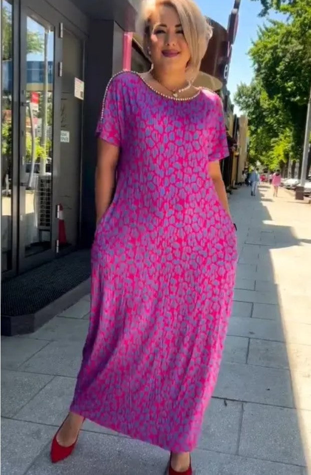 “Modernia Curve – Modern Print Plus Size Dress.”