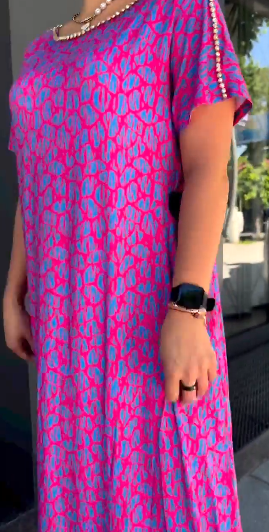 “Modernia Curve – Modern Print Plus Size Dress.”