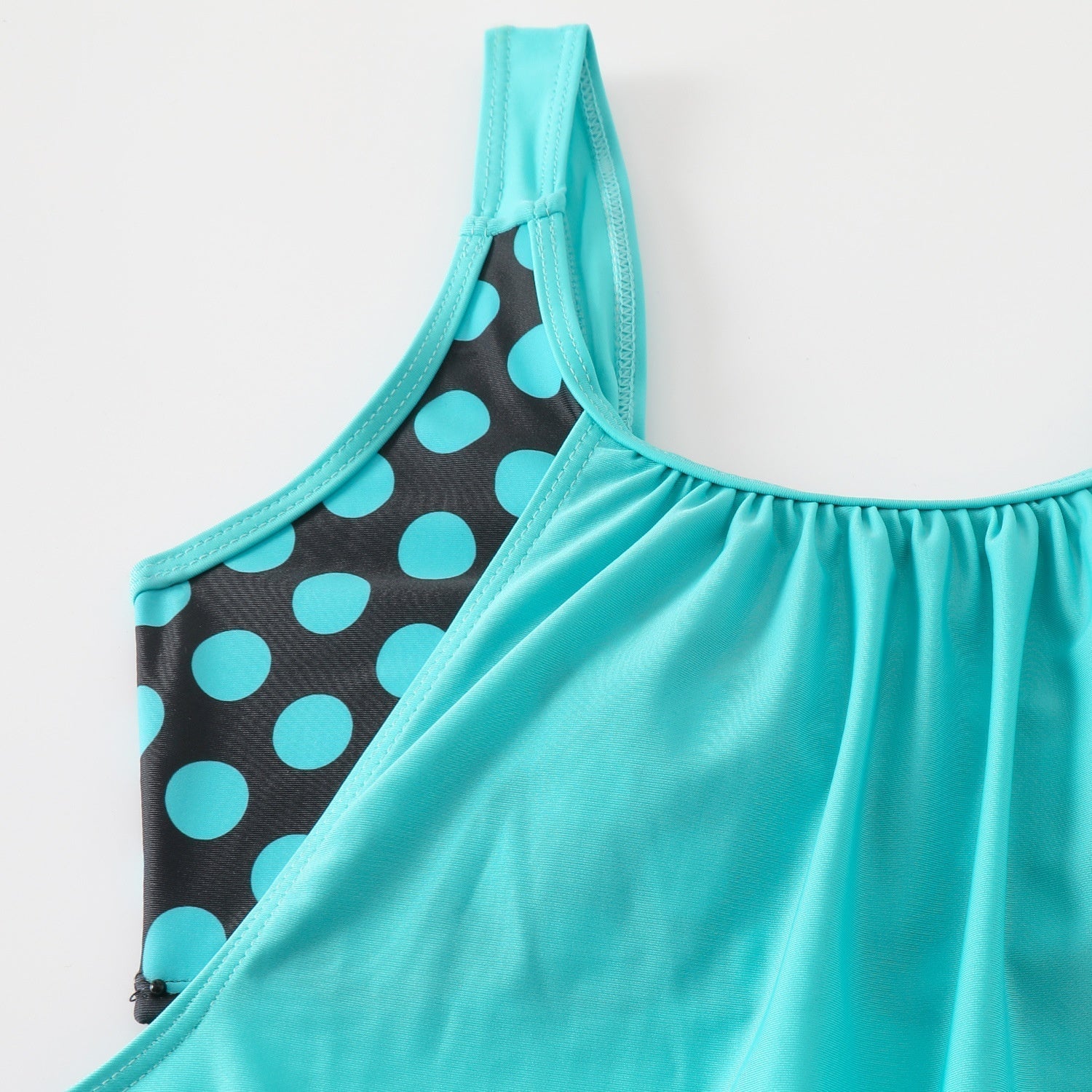 🏖️ Women's Two-Piece Polka Dot Swimsuit | Classic Polka Dots & Adjustable Straps ✨