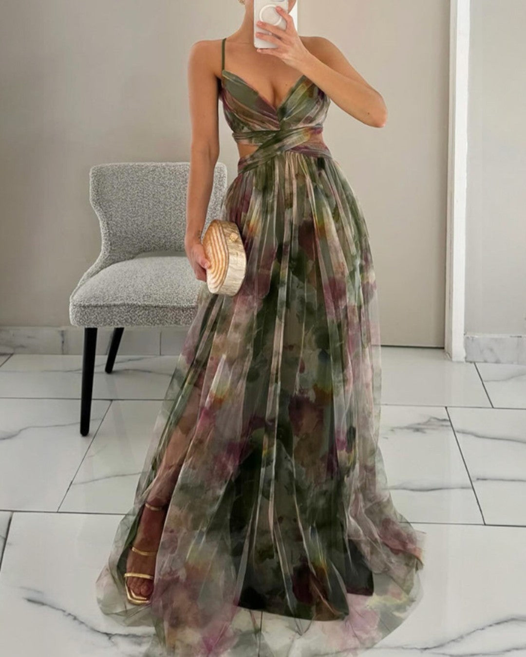 DELACROIX | Floral Elegance Maxi Dress