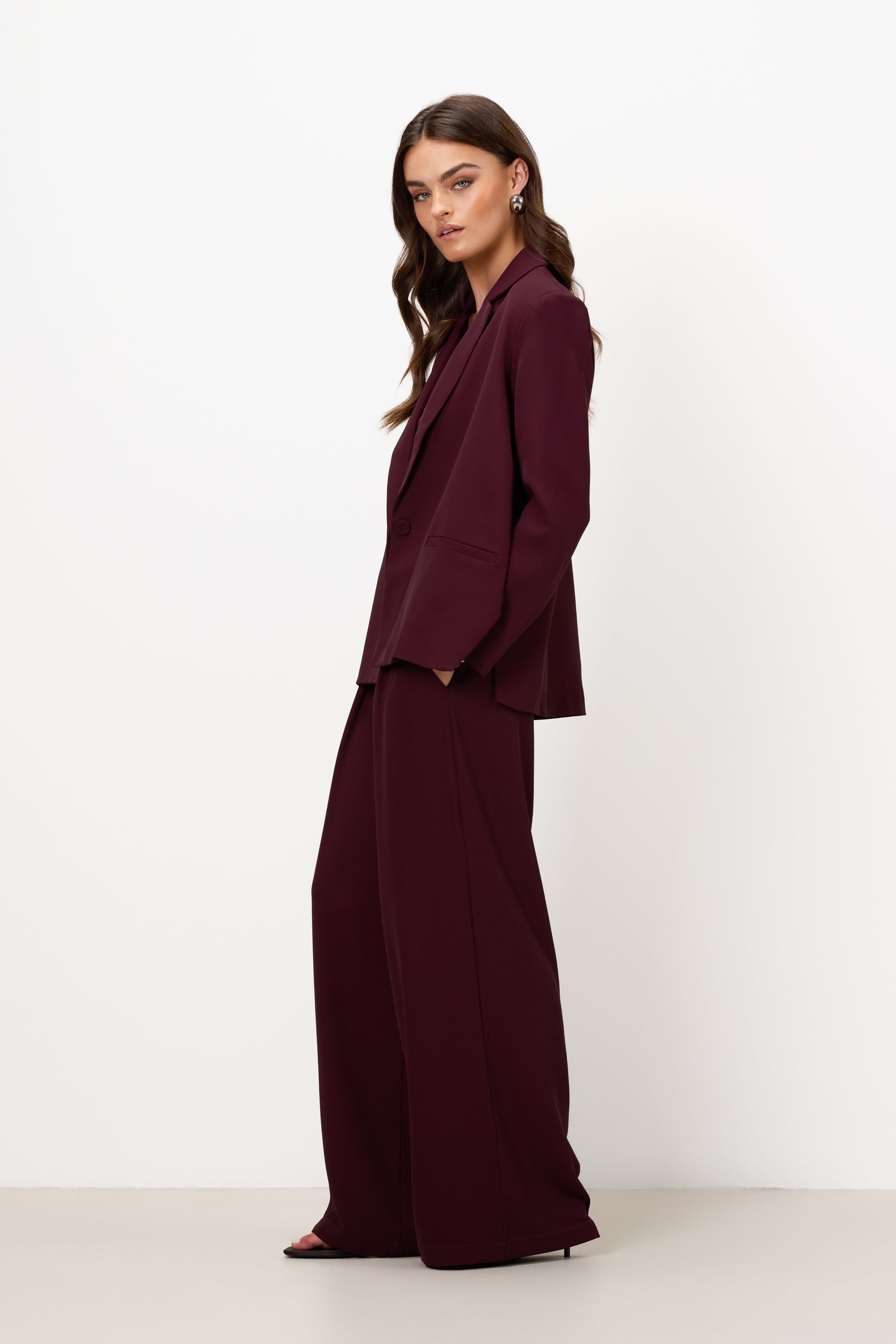Burgundy Lana Signature Set