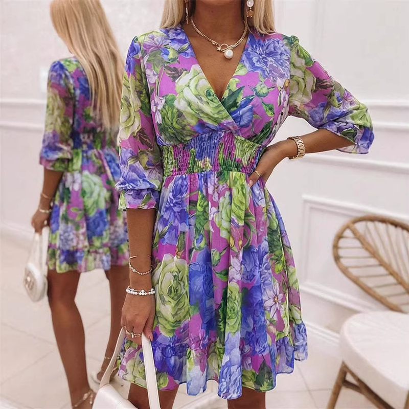 "Elegant Women's A-Line V-Neck Floral Ruffle Hem Dress" 💕🌿✨