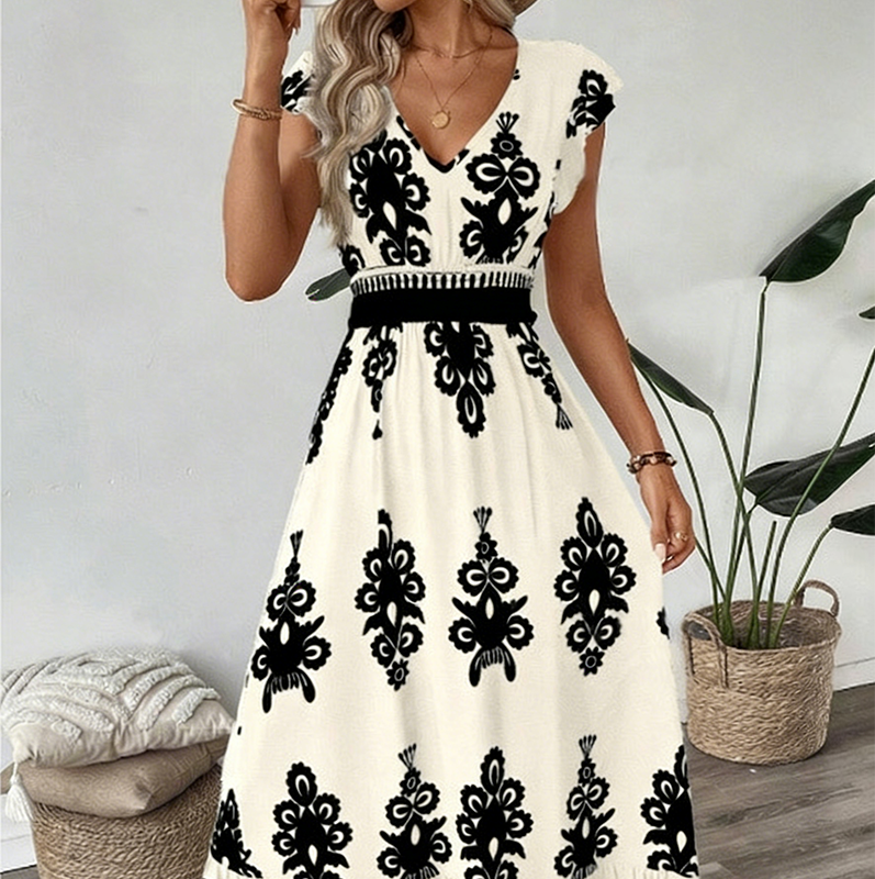 🌞 New for Spring & Summer 👗 V-Neck Baroque Maxi Dress – Premium Waist Design, Wrinkle-Resistant Fabric – Perfect for Vacations & Everyday Wear ✨🌿