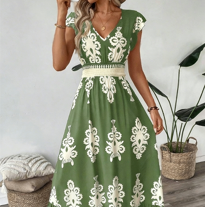 🌞 New for Spring & Summer 👗 V-Neck Baroque Maxi Dress – Premium Waist Design, Wrinkle-Resistant Fabric – Perfect for Vacations & Everyday Wear ✨🌿